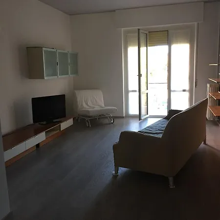 Διαμέρισμα Ampio Trilocale Centro