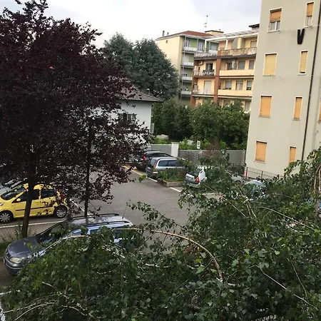 Ampio Trilocale Centro Διαμέρισμα Arona